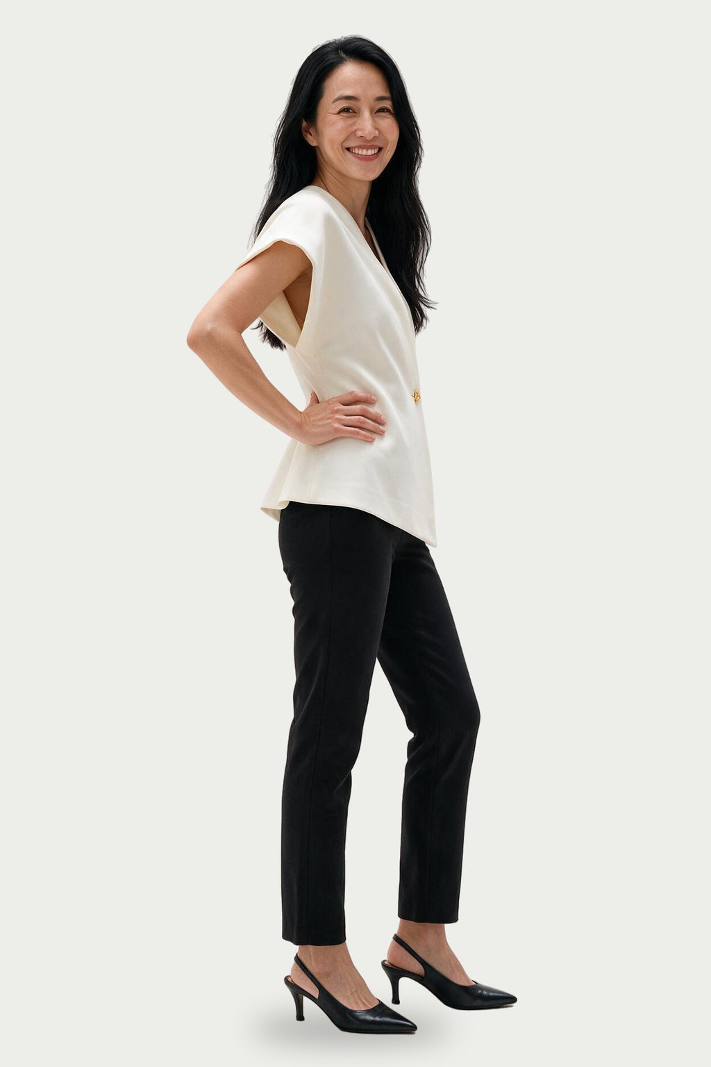 SOLTERI Colette - Structured One-Button Shoulder Top