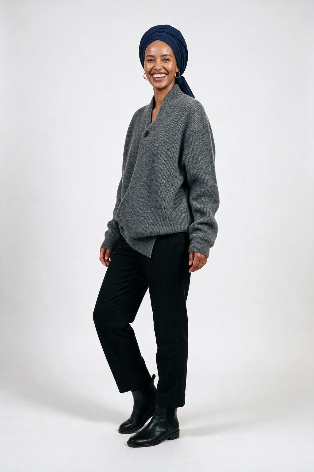 SOLTERI Chunky Knit Cross Button Sweater