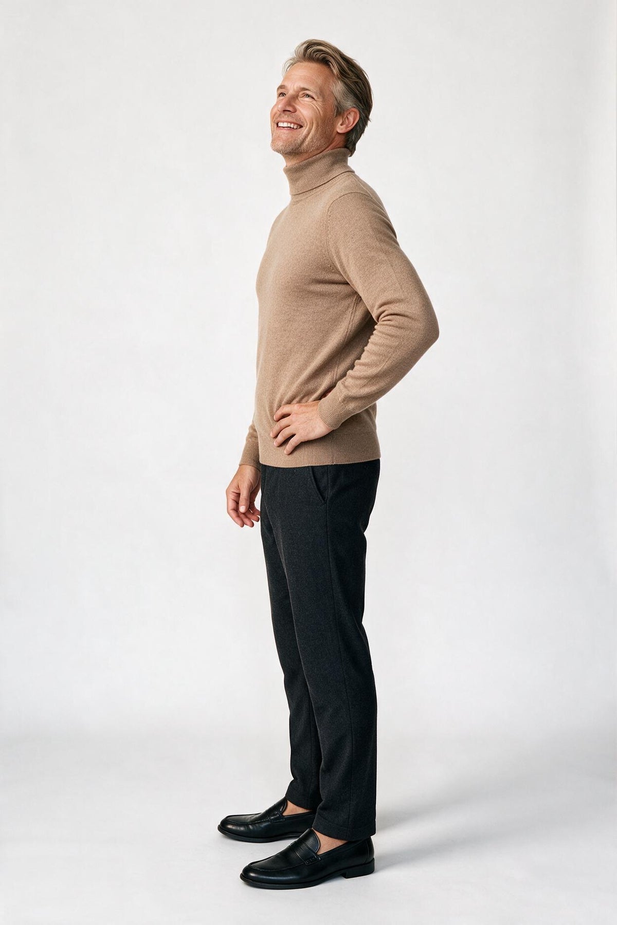 SOLTERI Men's Pure Cashmere Turtleneck Sweater