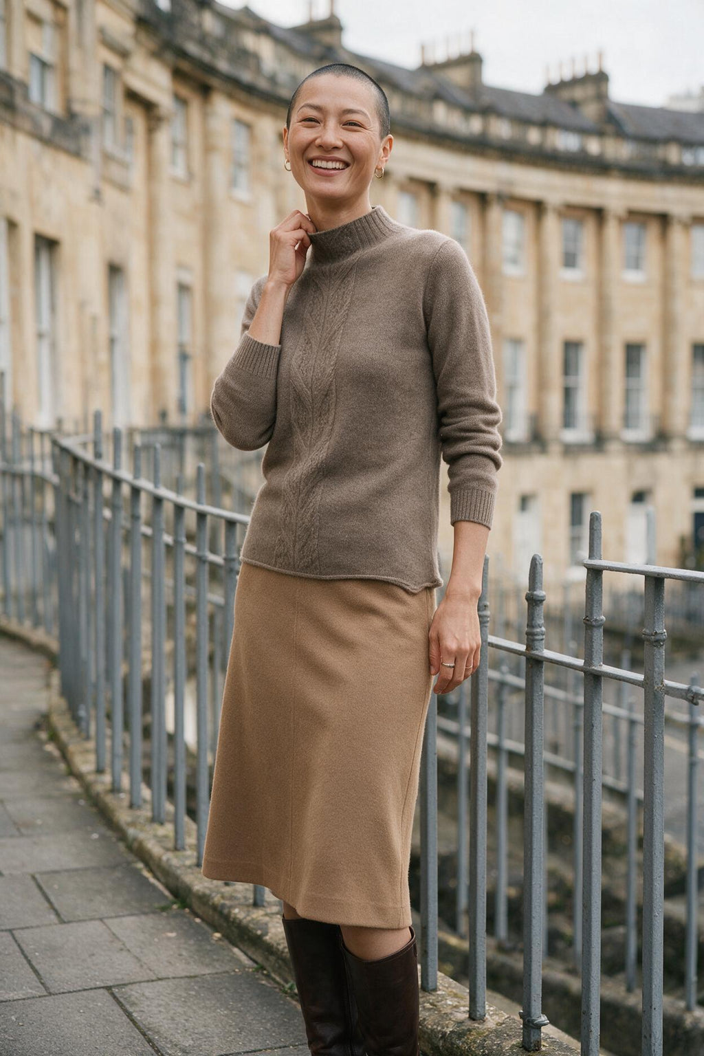 SOLTERI Mock Neck Knit Cashmere Sweater