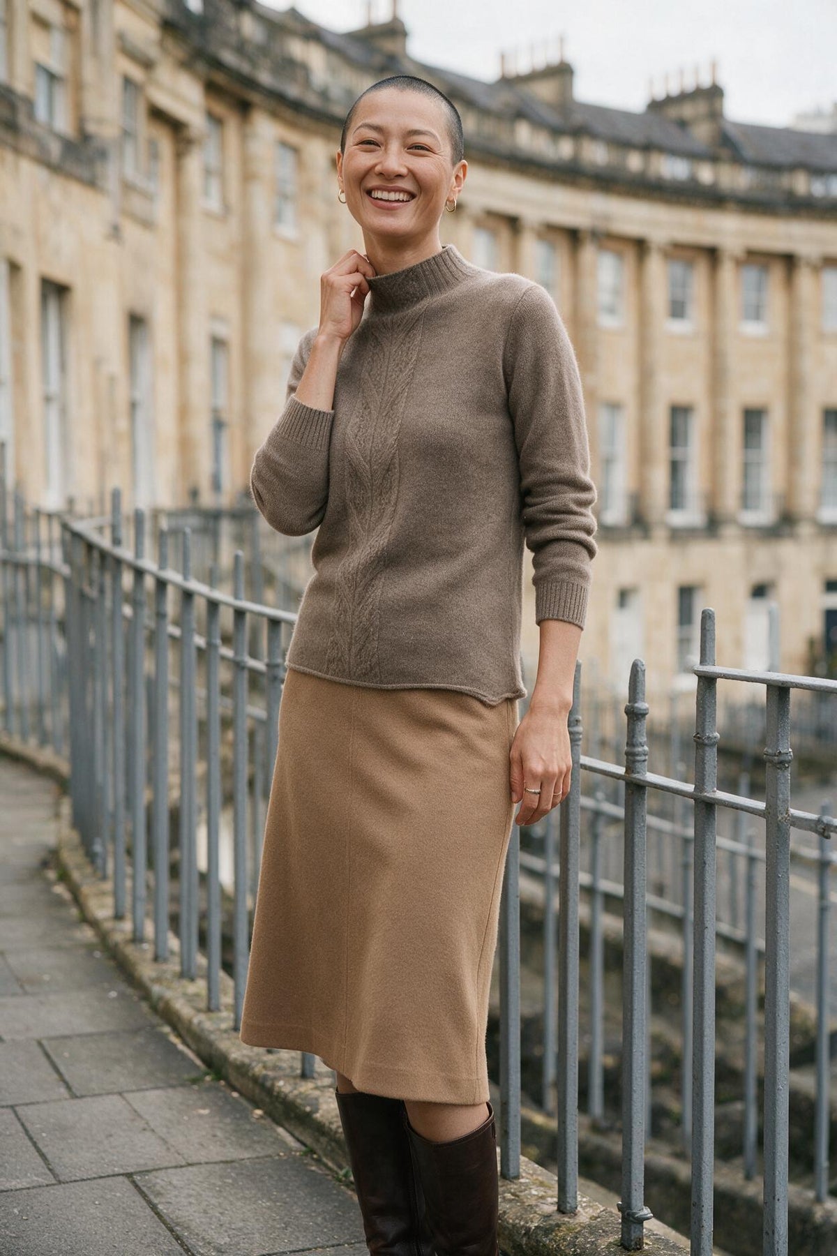 SOLTERI Mock Neck Knit Cashmere Sweater