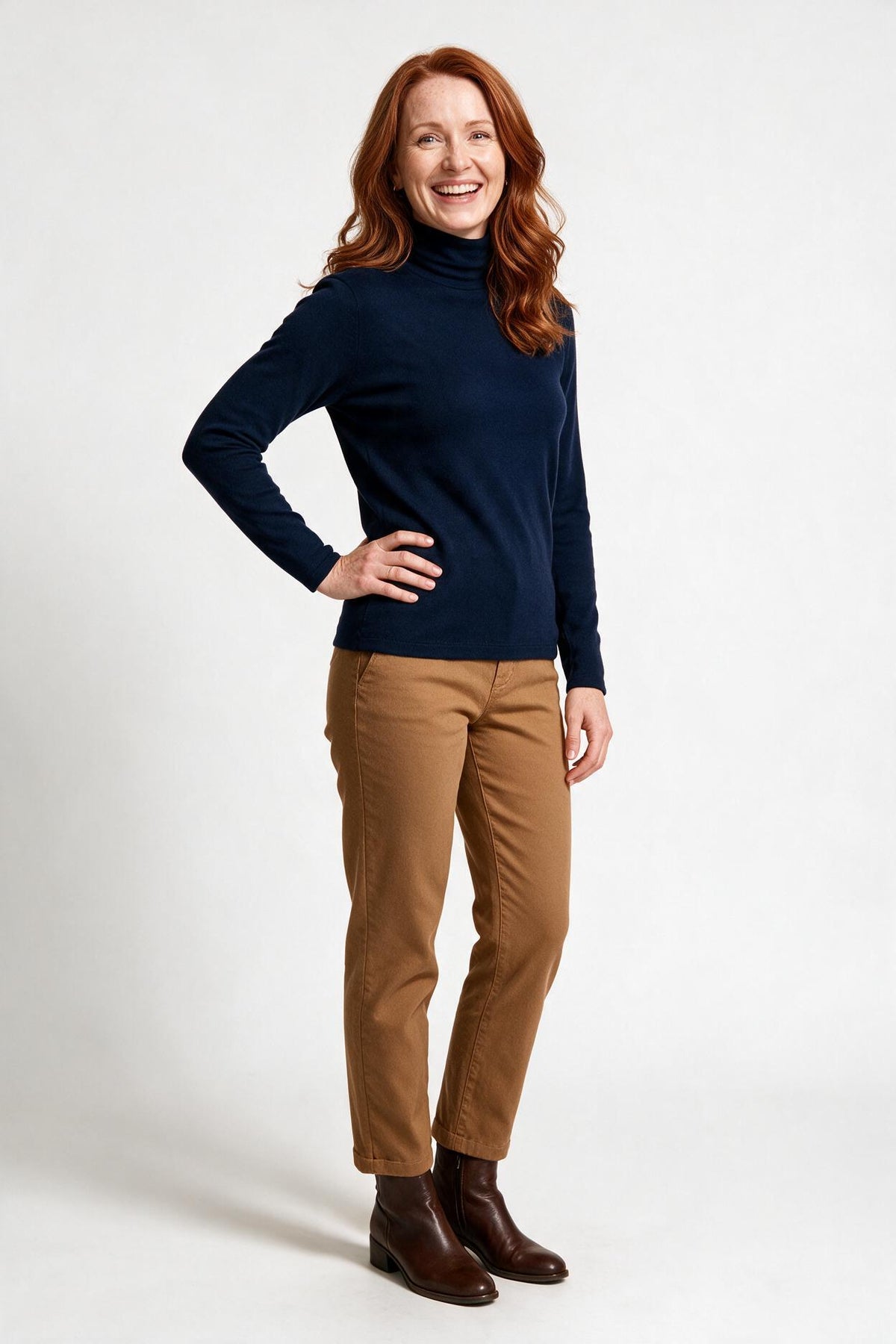 SOLTERI Women’s Turtleneck Sweater with Long Sleeves and Plain Surface