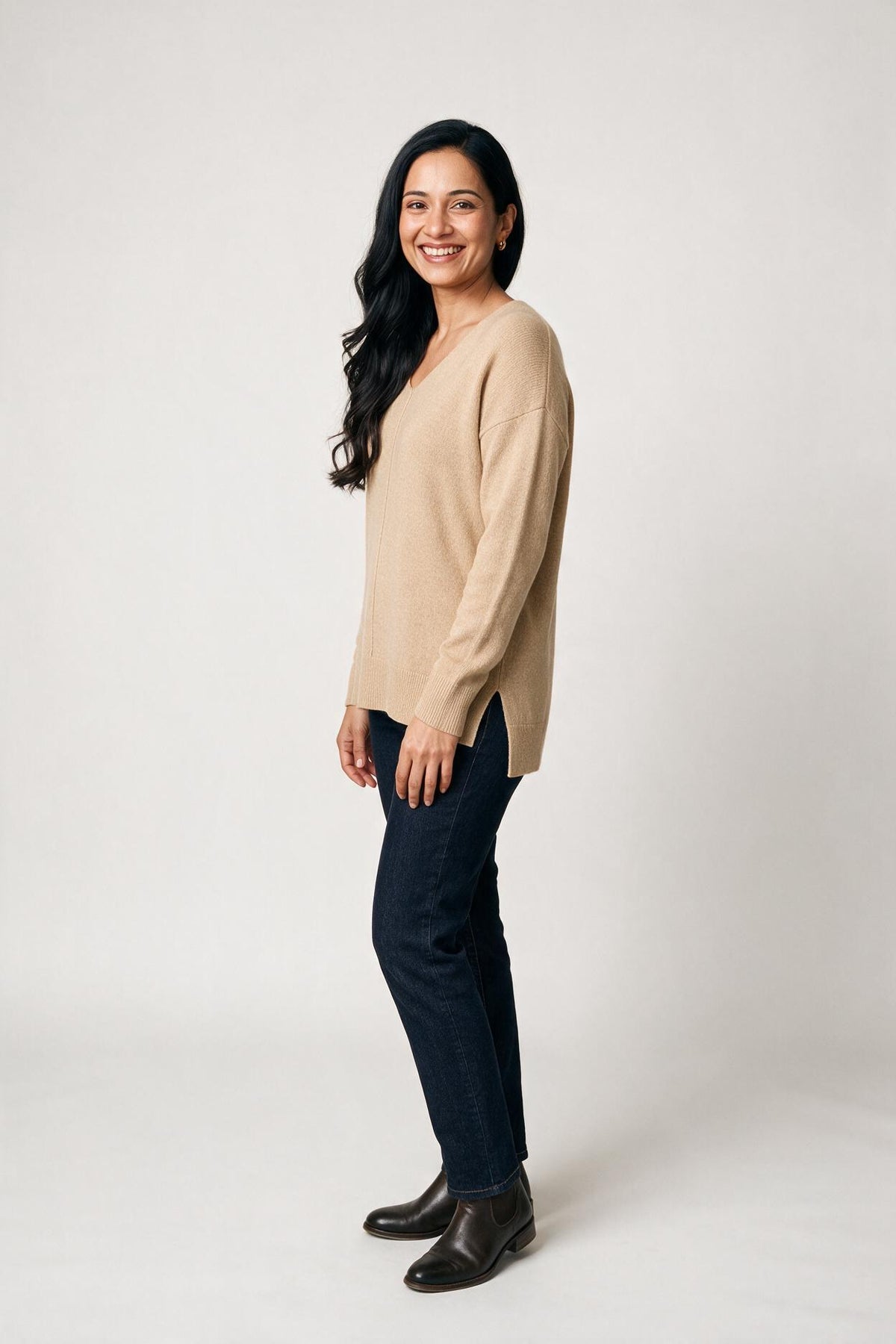 SOLTERI Women’s V-Neck Textured Knit Sweater with Chevron Pattern and Long Sleeves