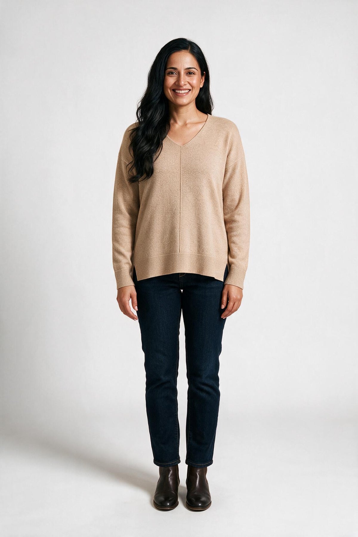 SOLTERI Marguerite - Chevron Textured V-Neck Sweater - Beige