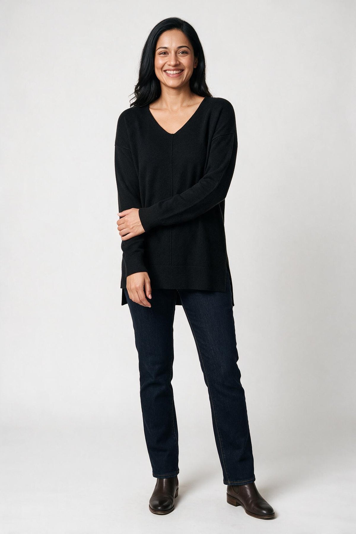 SOLTERI Women’s V-Neck Textured Knit Sweater with Chevron Pattern and Long Sleeves