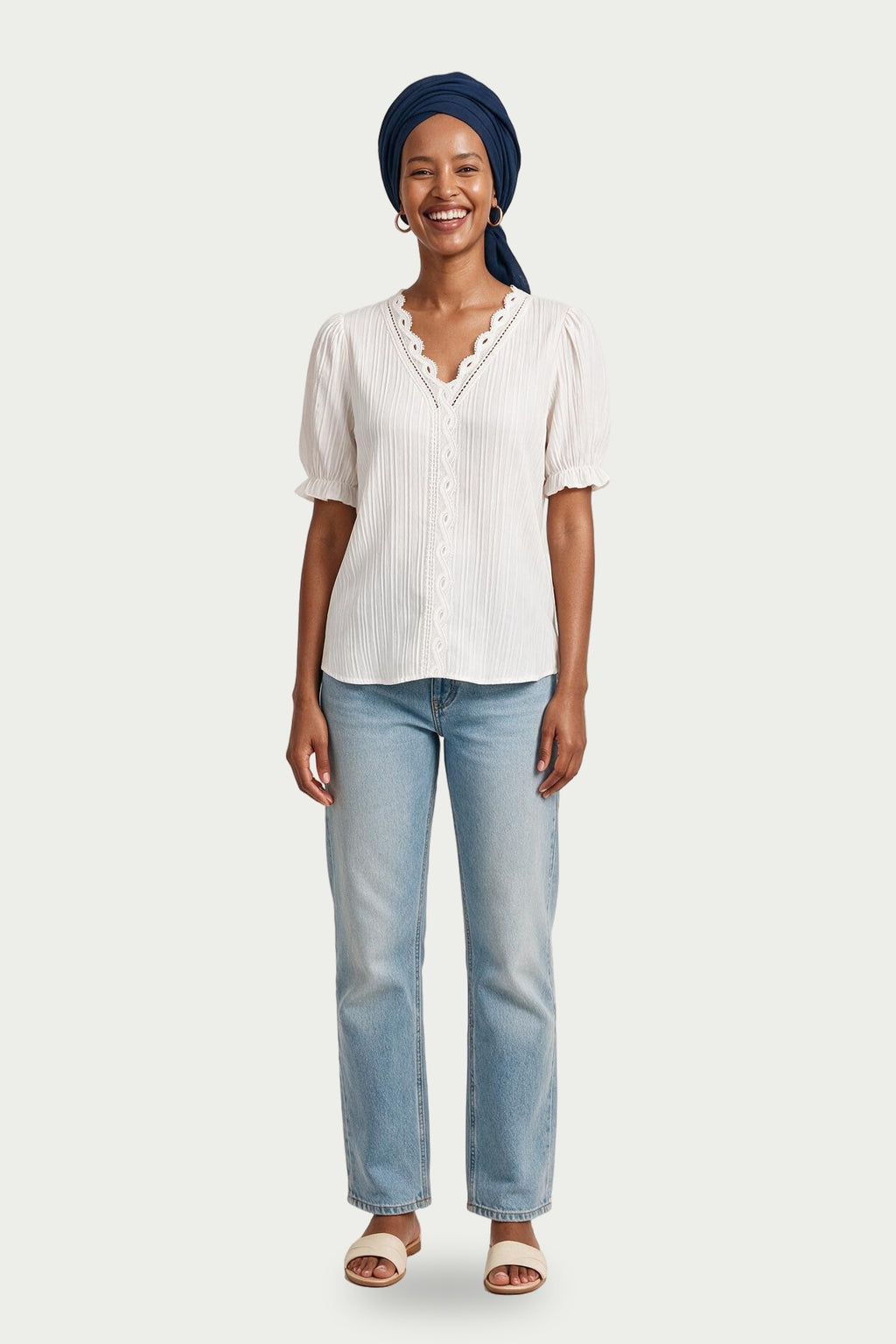 SOLTERI Astrid - Crochet-Trim Puff Sleeve Blouse