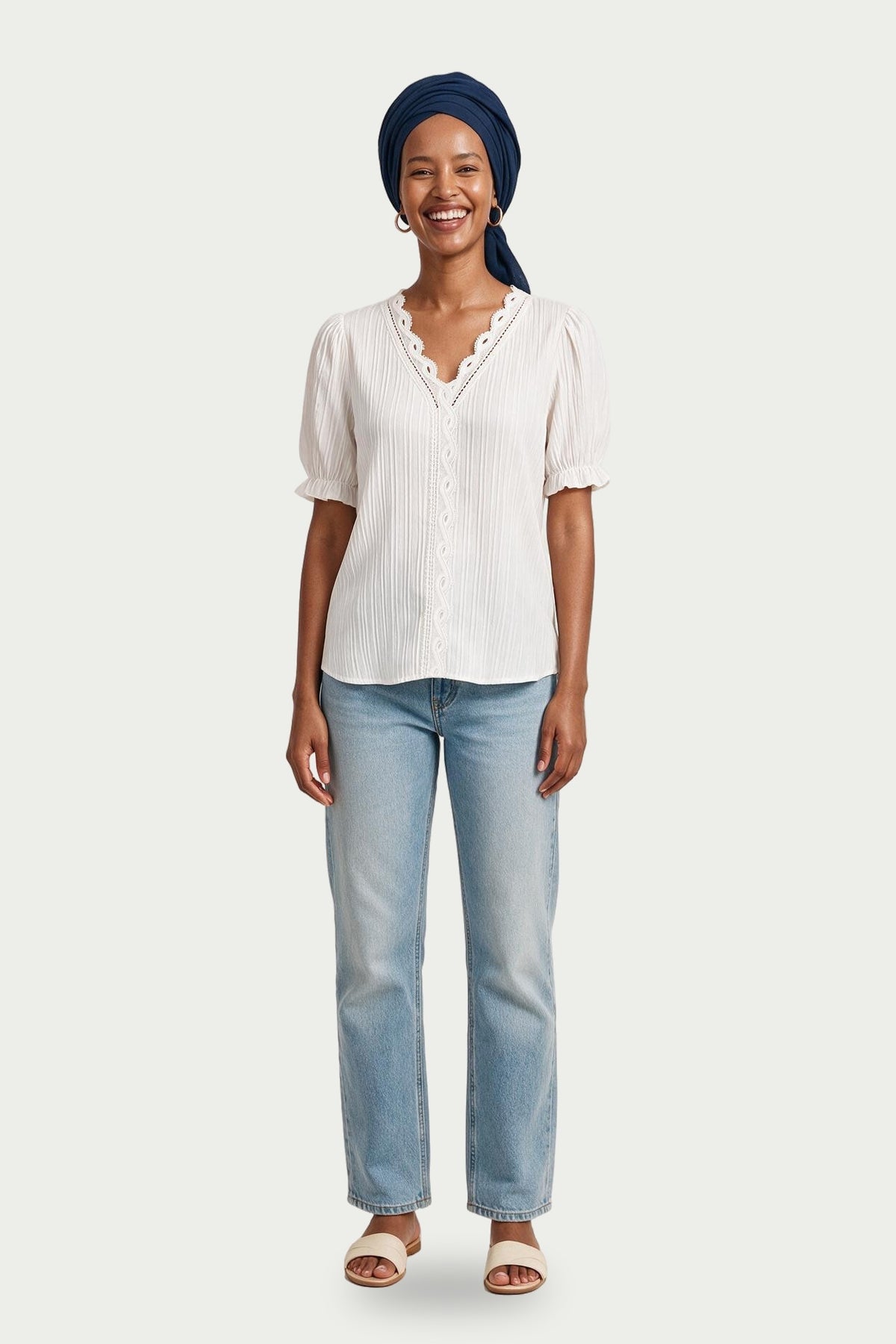 SOLTERI Astrid - Crochet-Trim Puff Sleeve Blouse