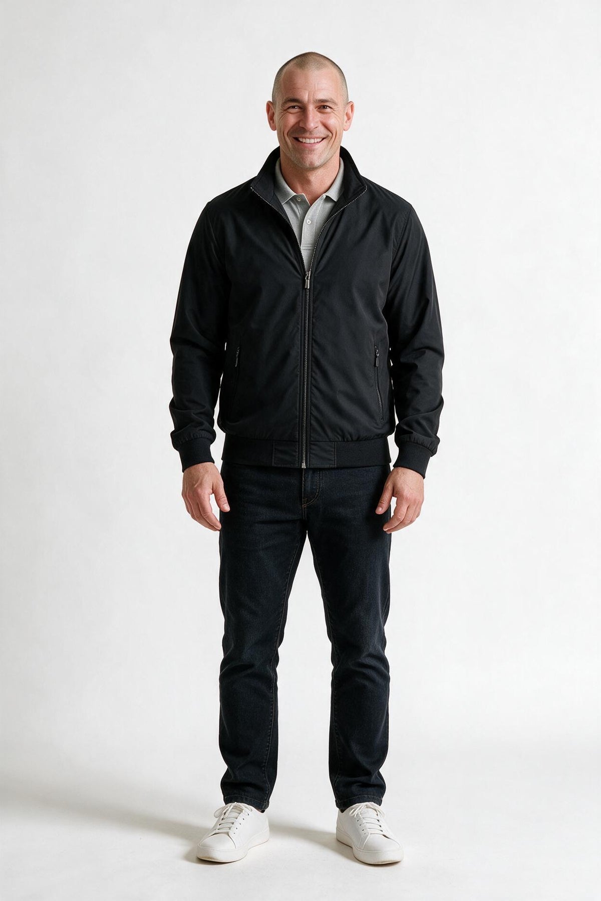 SOLTERI Hadley - Water-Resistant Windbreaker - Black