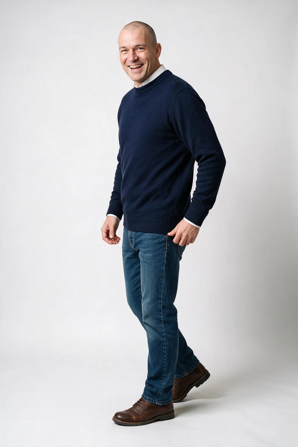 SOLTERI Men's Luxurious Soft Knit Sweater