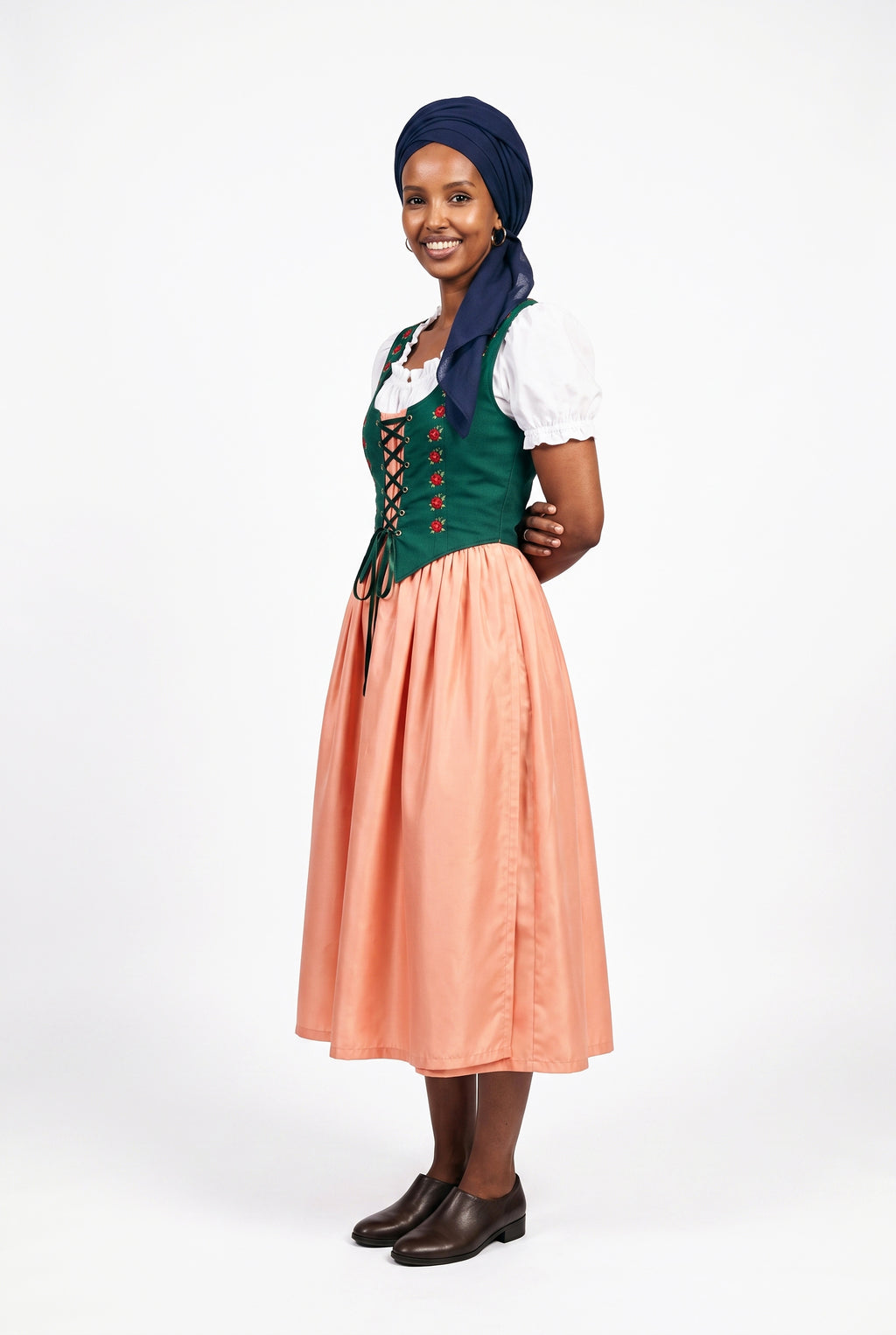 SOLTERI Greta - Elegant Rose Embroidered Dirndl Dress