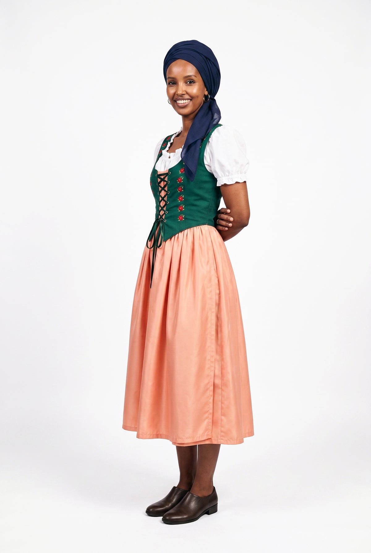 SOLTERI Greta - Elegant Rose Embroidered Dirndl Dress