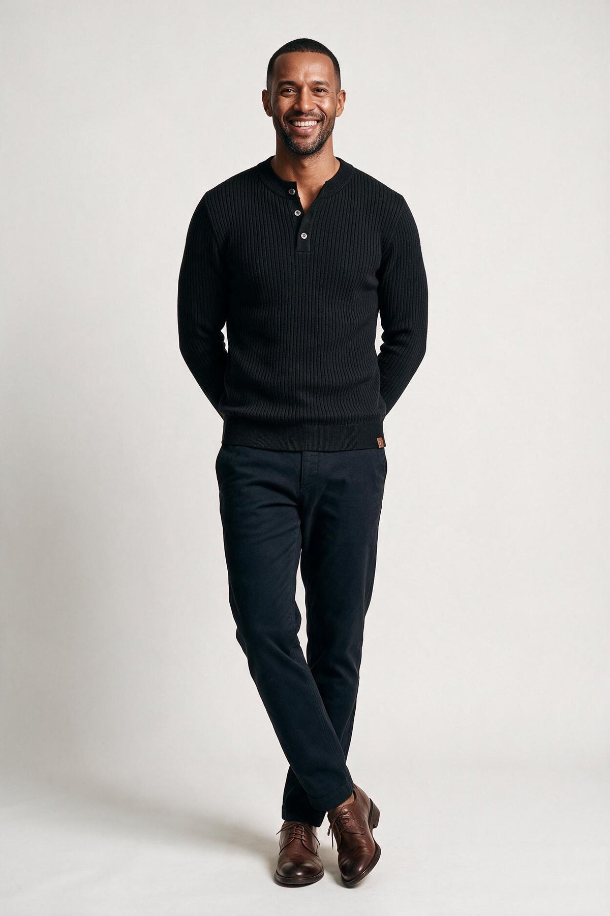 SOLTERI Men's Ribbed Sweater Henley Neck - Long Sleeves