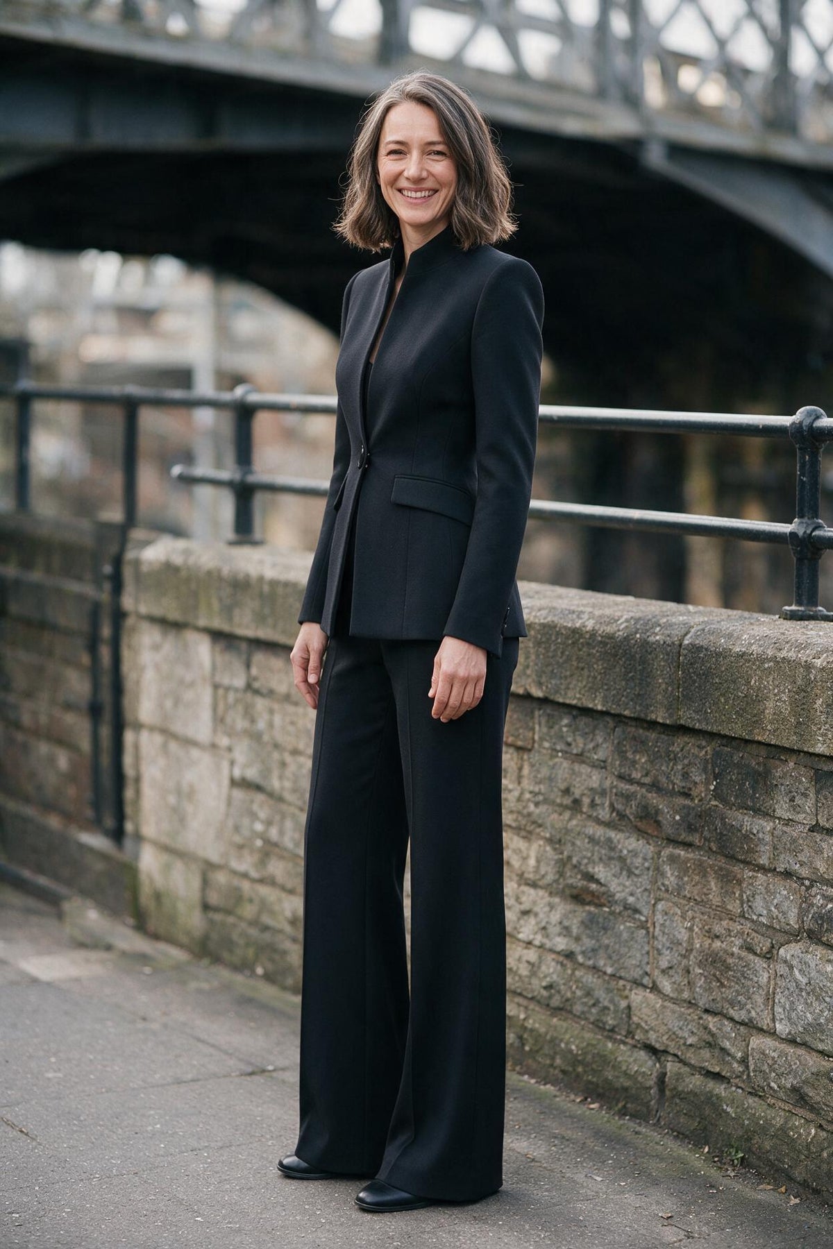 SOLTERI Isadora - Tailored Two-Piece Suit Set