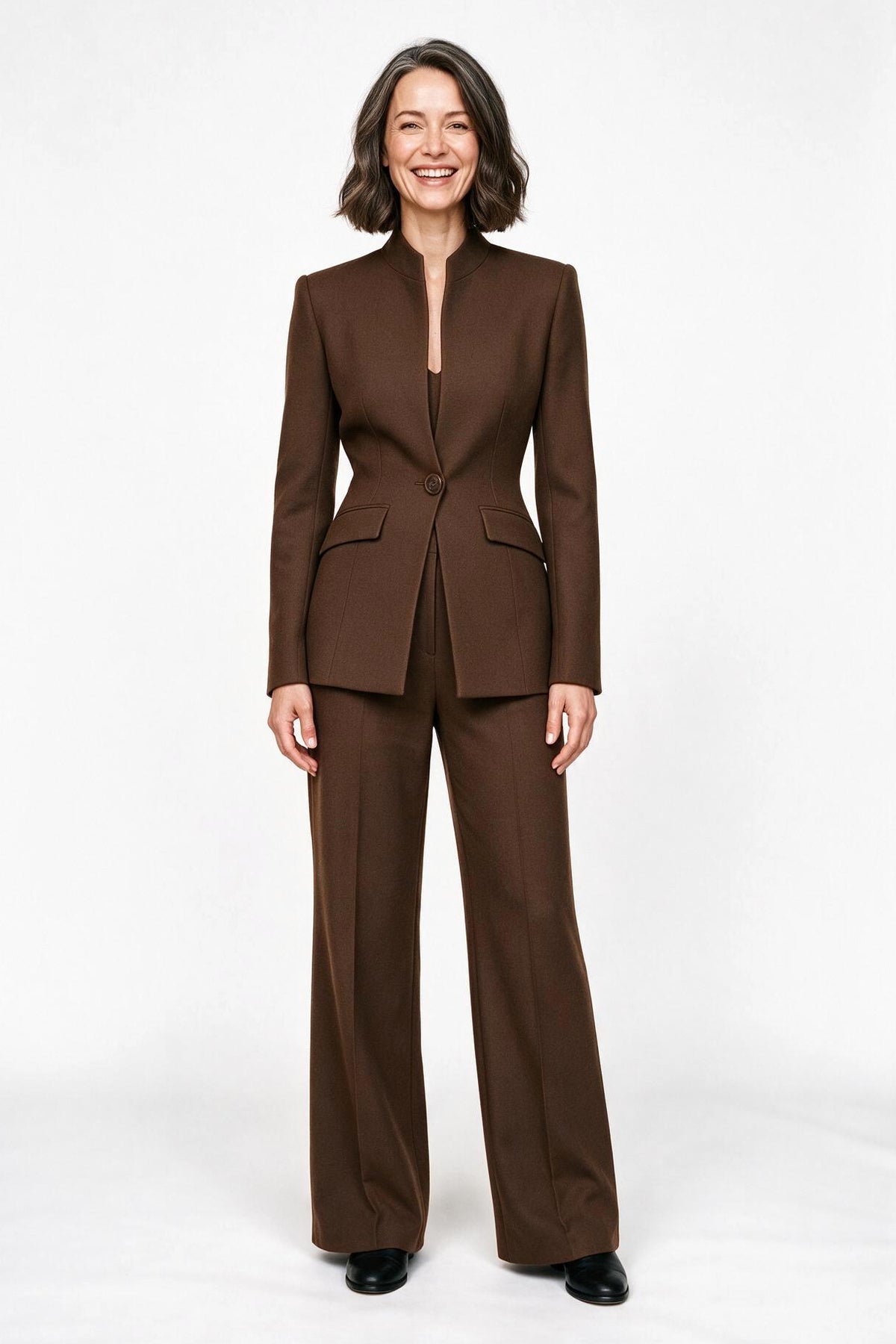 SOLTERI Isadora - Tailored Two-Piece Suit Set - Brown