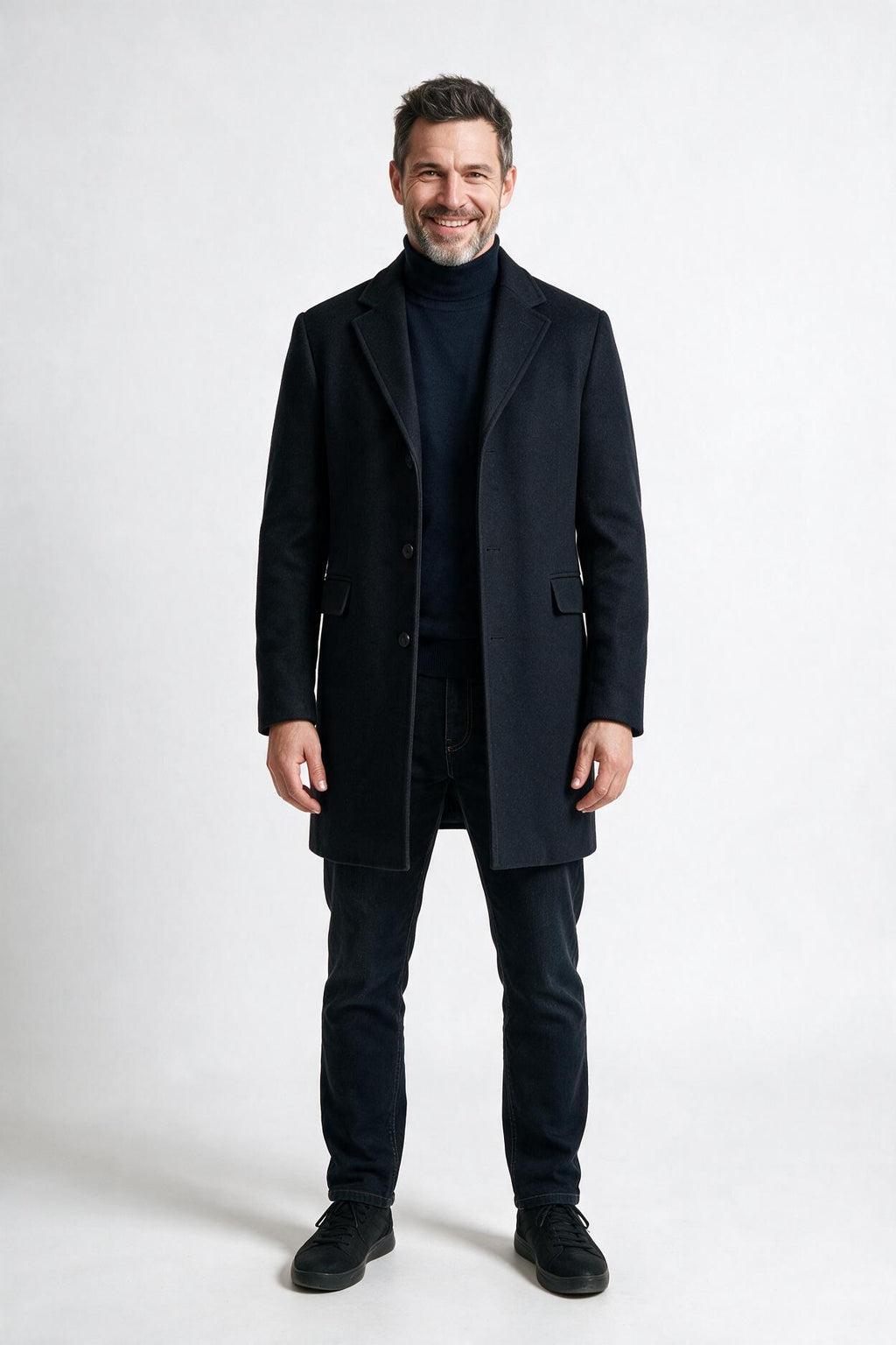 SOLTERI Beaumont - Classic Wool-Blend Overcoat - Black