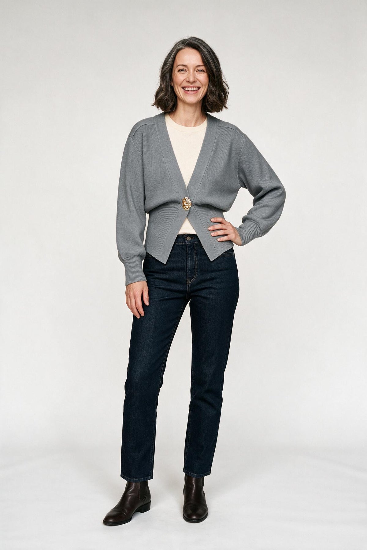 SOLTERI V-Neck Sweater Cardigan