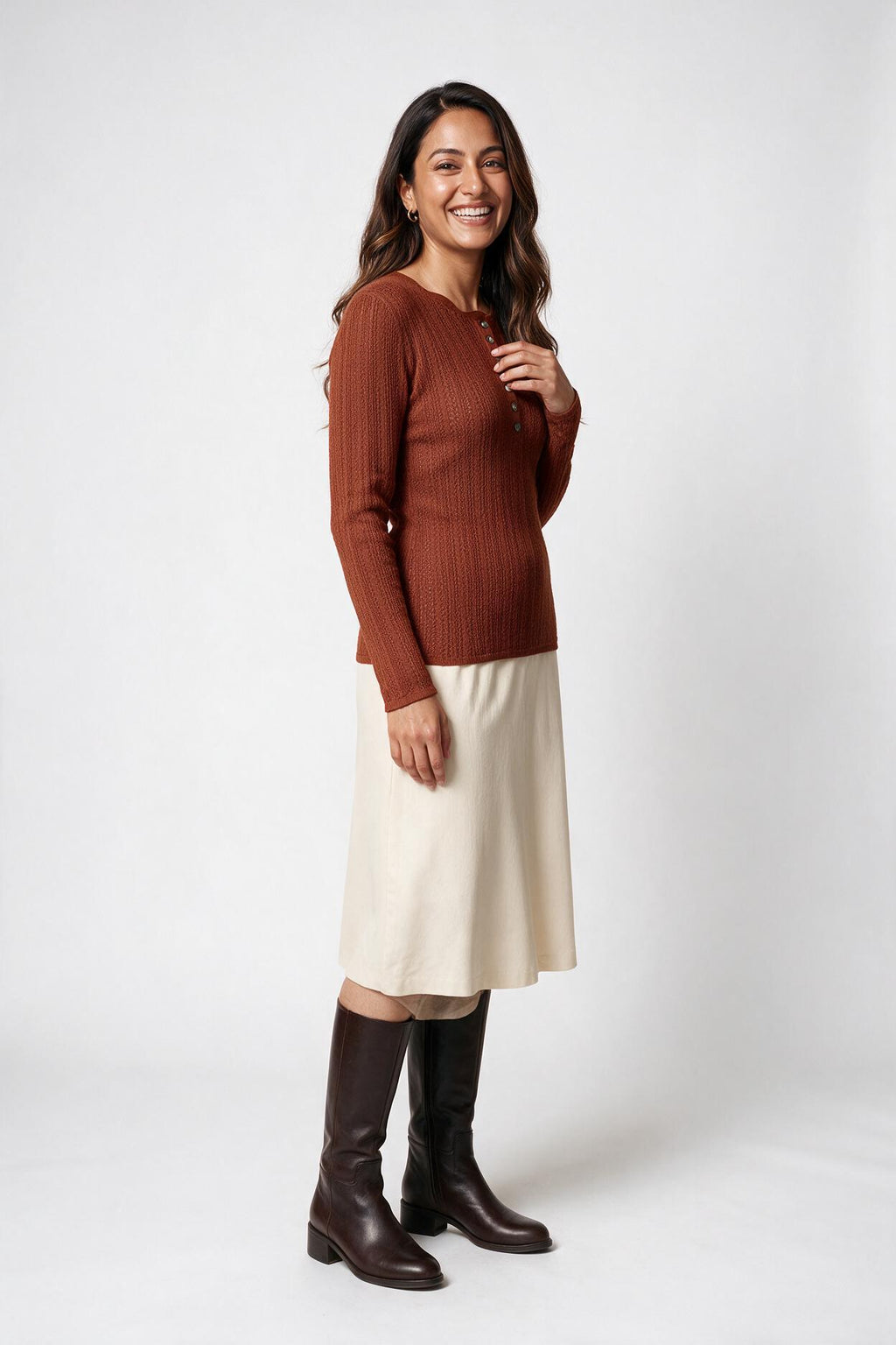 SOLTERI Women's Brown Round Neck Slim Sweater