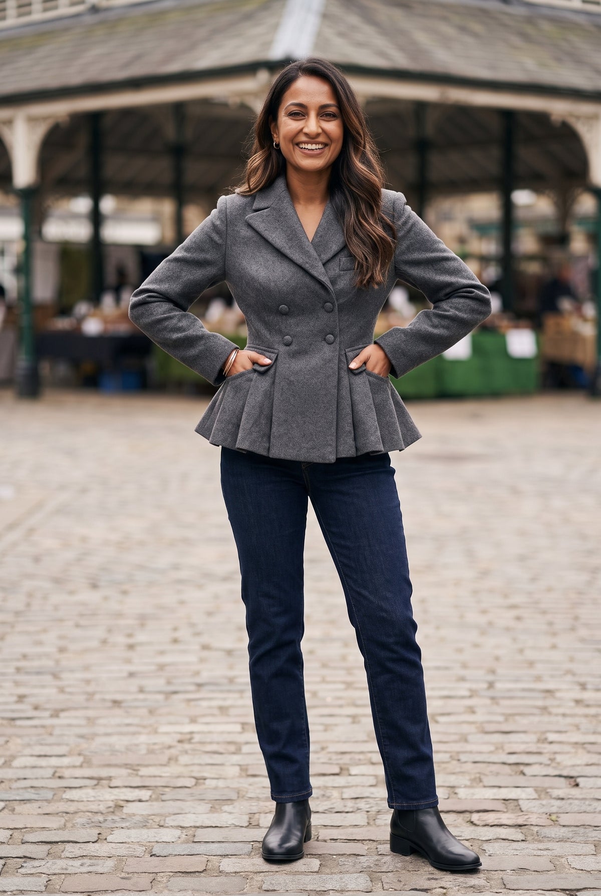 SOLTERI Thea - Double-Breasted Peplum Blazer