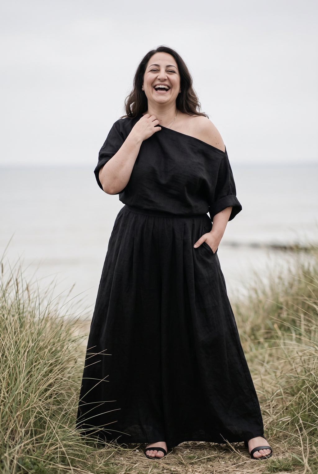 SOLTERI Sophia - One Shoulder Maxi Set