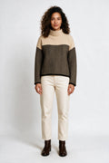 SOLTERI Niamh - Chevron Funnel-Neck Sweater - Beige