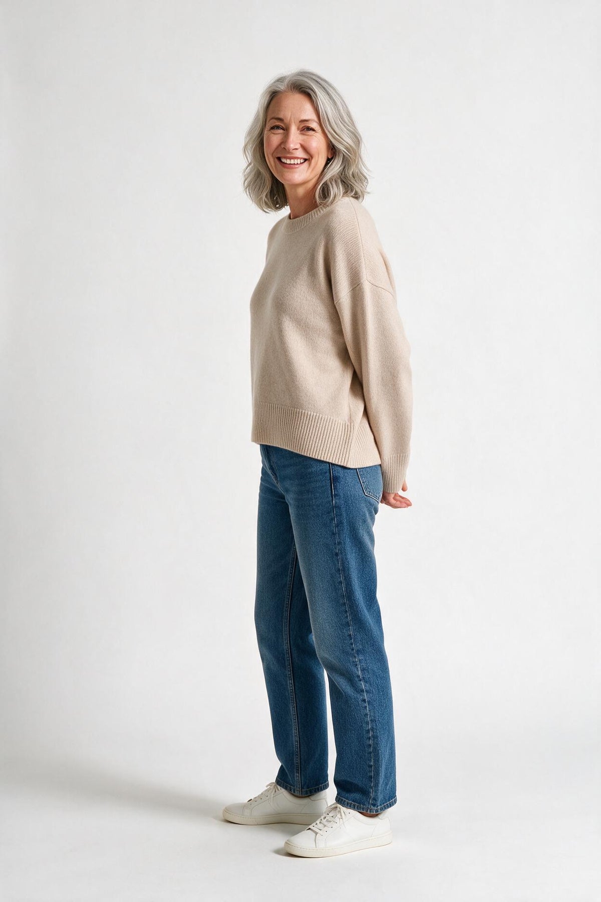 SOLTERI Oversized Crewneck Knit Sweater